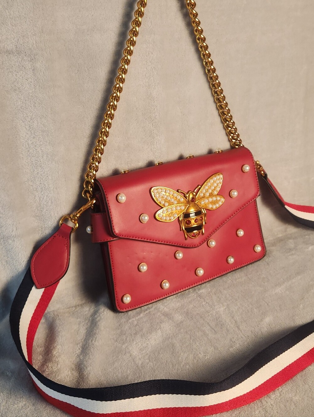 Red Queen Bee Pearl Embellished Crossbody Bag Dual Strap New Statement